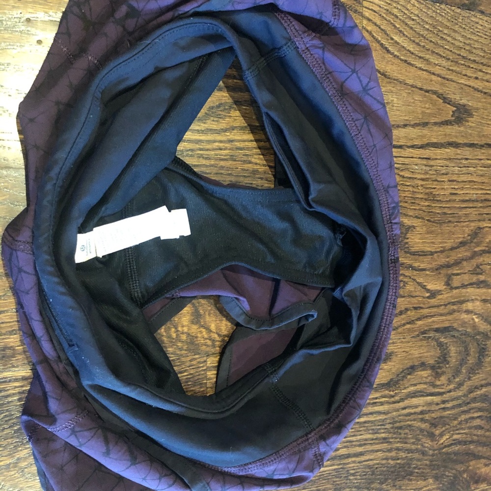 Lululemon super cute shorts - Picture 5 of 5